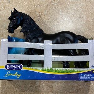 Breyer Model Horse Smokey Black 2022 World of Breyer Collectible 8" x 6.5" New